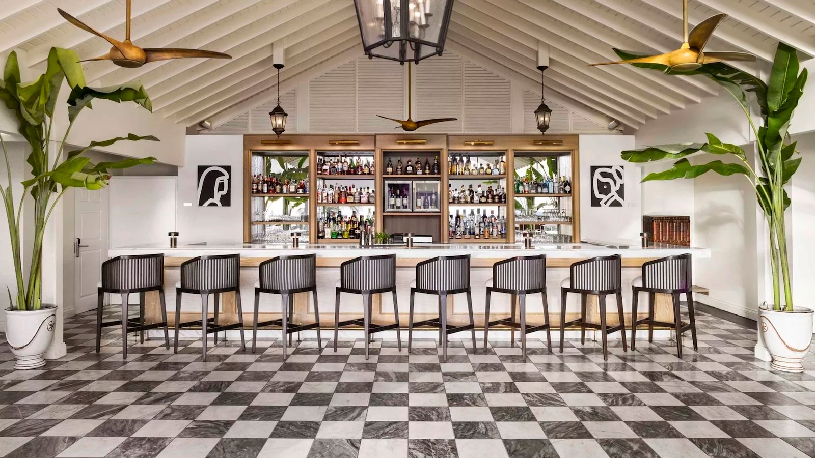 Hotel Outdoor Furniture Suppliers